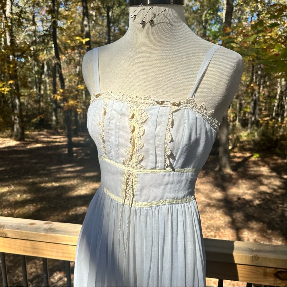 Vintage Gunne Sax Cottage Core Dress 9 white Prairie Corset Lace XXS Romantic